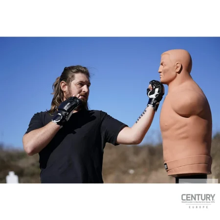 Original Century BOB - Kampfsportler vs Boxdummy Kinnhaken