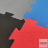 Wendbare Kampfsport Puzzlematte - alle 4 Farben blau, rot, grau und schwarz im Detail