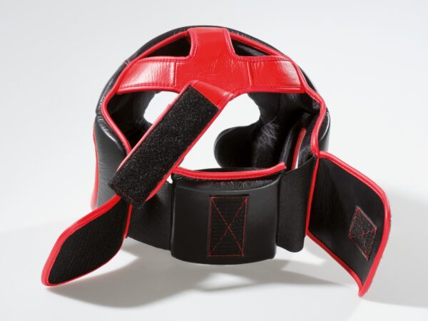 KWON Professional Boxing Sparring Kopfschutz schwarz-rot - Kopfgurt geöffnet