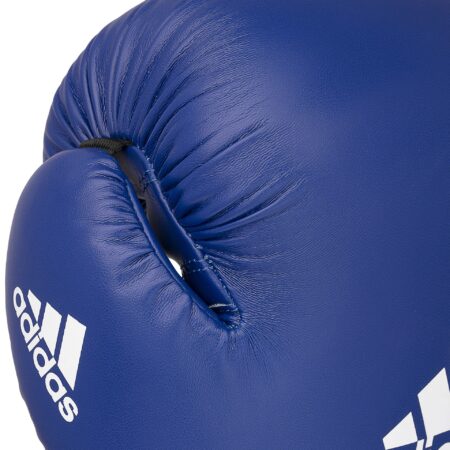 Adidas Boxhandschuhe IBA 10oz blau - Oberseite Nahaufnahme
