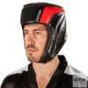 Century Kopfschutz C-Gear Determination Wako zertifiziert rot-schwarz - Kämpfer mit Kopfschutz Seitenansicht