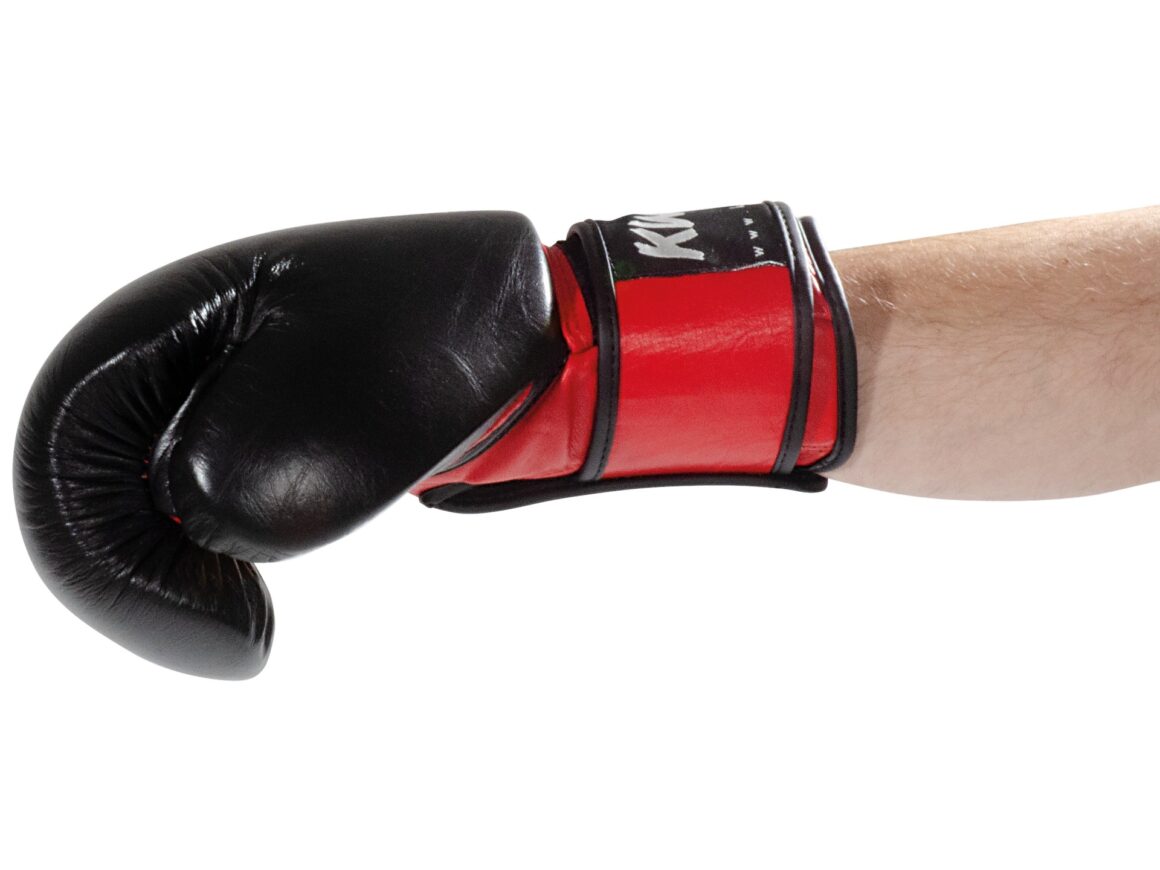 Kwon Kickboxhandschuhe Ko Champ schwarz-rot - Seitenasicht