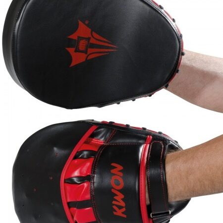 Kwon Doppel Coaching Mitt Contender Schlagpratze schwarz-rot - Ober- und Unterseite mit Hand