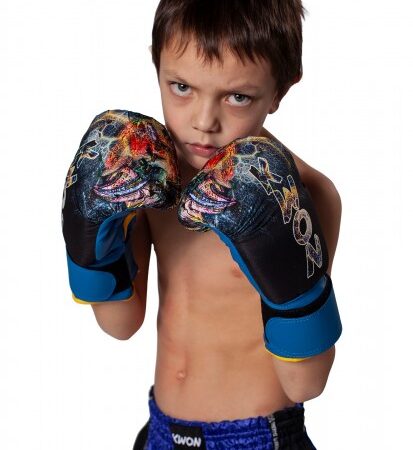 Kwon Kinder Jugend Boxhandschuhe Thai Future 8oz blau - Boxer Junge Verteidigungsstellung