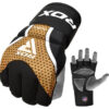 RDX Aura Plus T-17 MMA Handschuhe Grappling schwarz-gold - Handrücken Faustansicht und Innenseite an Hand