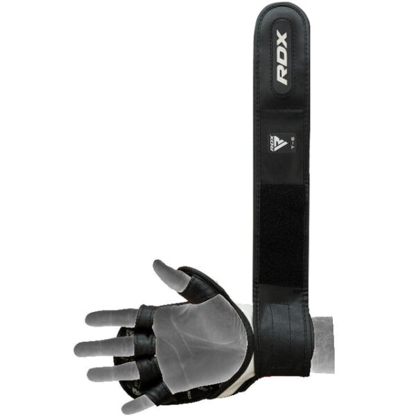 RDX T6 MMA Handschuhe Sparring - Innenhand mit Ansicht Klettband offen mit Hand