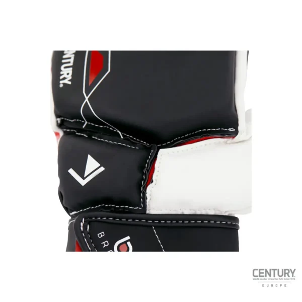 Century Brave MMA Competition Glove schwarz-rot-weiß - Nahaufnahme Nähte