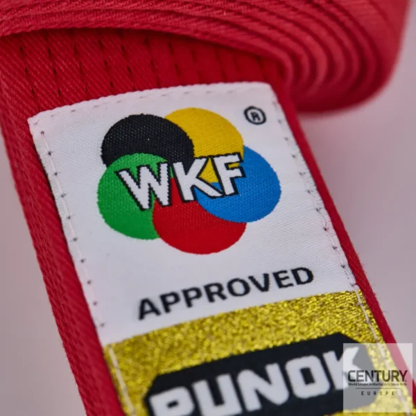 Punok Kata WKF Wettkampf Gürtel rot - Nahaufnahme WKF Logo