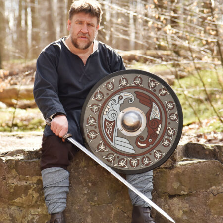 Wikingerschild mit Raben-Motiv und Triquetras, 61 cm (Holz, Stahl) – Bild 3