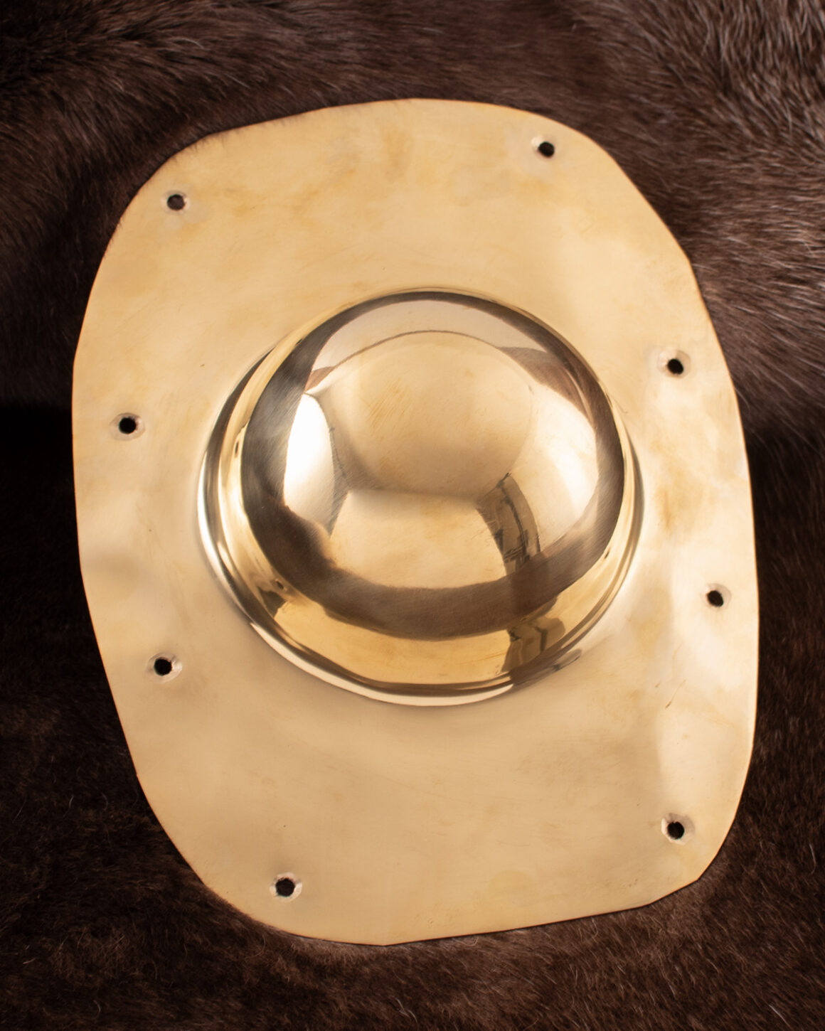 Umbo, Römischer Schildbuckel mit Schrauben (Messing)