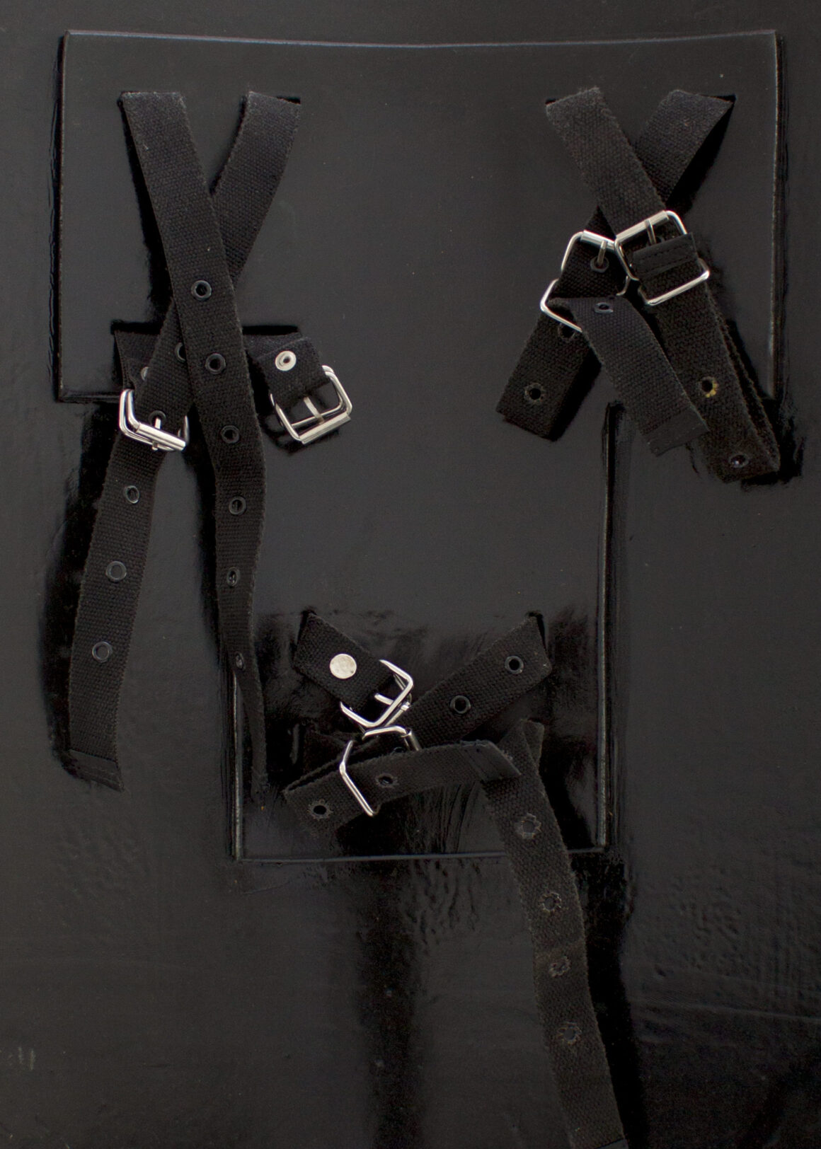 RFB Großschild in schwarz/silber (Schaumstoff) 46 x 99 cm - Rückansicht Armgurt