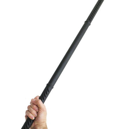 United Cutlery Stock Defense Walking Cane - Hand hält den Stock am unteren Ende nach oben