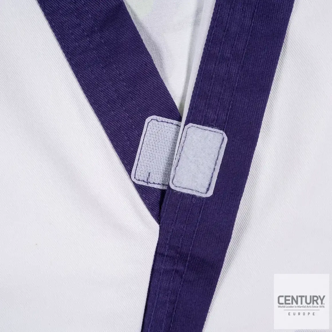 Century Lil Dragon Uniform weiß - Jacke Klettverschluss Nahaufnahme