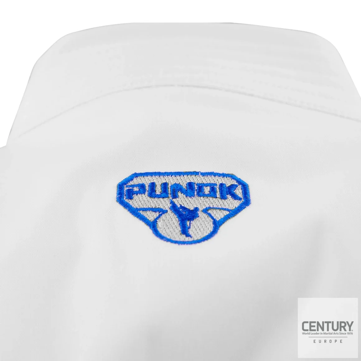 Punok WKF Wettkampf Gold Kata Uniform 3 Teile Set weiß - Jacke (blau) Ansicht Rückseite Punok Logo Stickerei