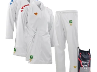 Century Punok WKF Wettkampf Kumite Uniform Takyon 3 Teile Set weiß - 2 Jacken, Hose und Beutel Vorderansicht