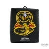 Cobra Kai quadratische Handpratze schwarz Schlangenmotiv - Vorderansicht