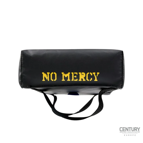 Cobra Kai quadratische Handpratze schwarz no mercy Schriftzug - Unteransicht