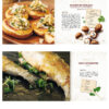 Das Wikinger Kochbuch Buchausschnitt - Oben sind gebratene Pilzköpfe mit Knoblauch auf Brot abgebildet, daneben ein Rezepttext und Champignons als Deko. Unten: knusprig gebratene Forellen mit Kräutern und ein weiteres Rezept mit Zutatenliste. Die Seiten sind im rustikalen Stil mit Naturmotiven gestaltet