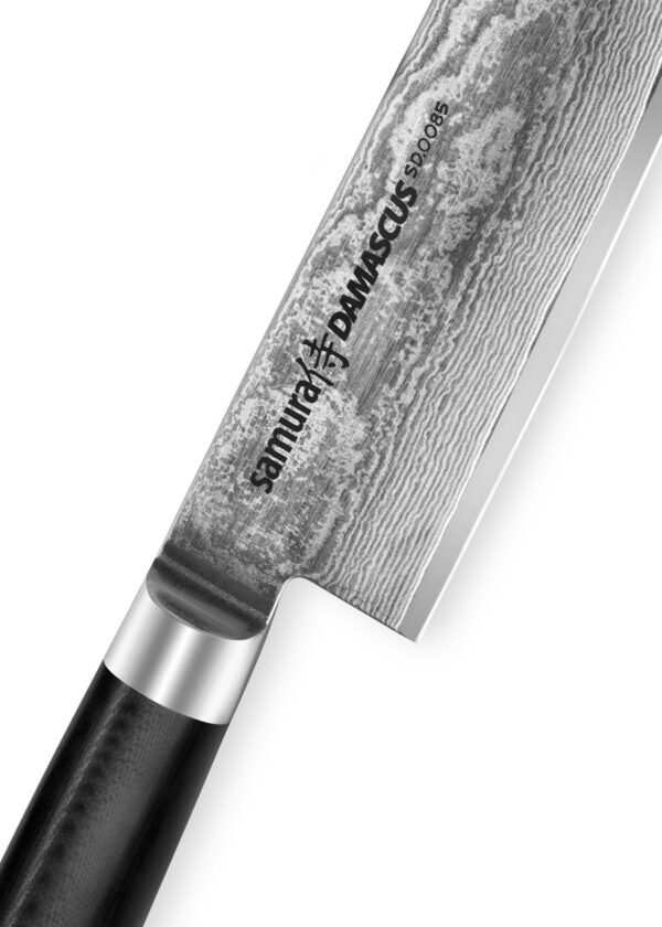 Samura Damascus Kochmesser Griff schwarz - Ansicht Nahaufnahme Klinge und Griff, auf einem weißen Hintergrund