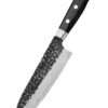 Samura Pro-S Lunar Küchenmesser Santoku 180 mm schwarzer Griff - Klinge zeigt nach unten links, auf einem weißen Hintergrund