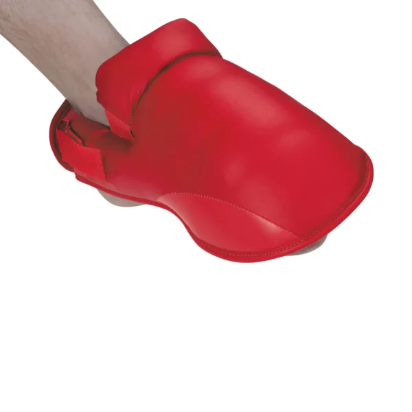 Kwon Karate Schienbein- und Spannschutz rot, seitlich gesehen